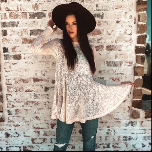 Free People Tops - NWT Free People Coffee in the Morning lace Tunic